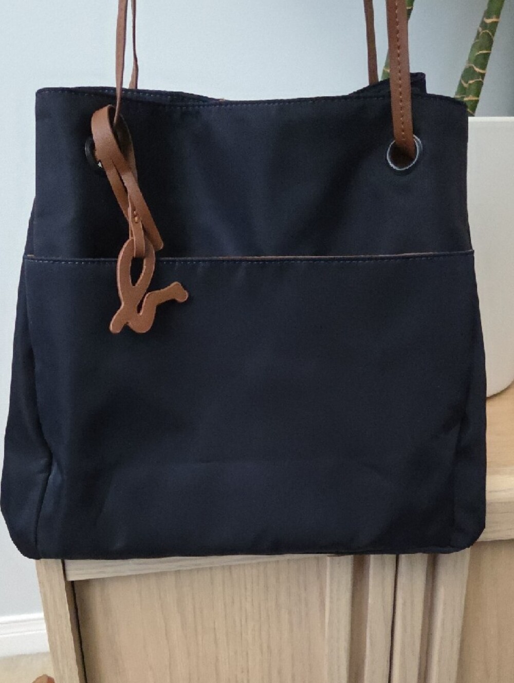NWOT Agnes B. Navy Nylon Tote with Tan Leather Accents - Picture 14 of 14